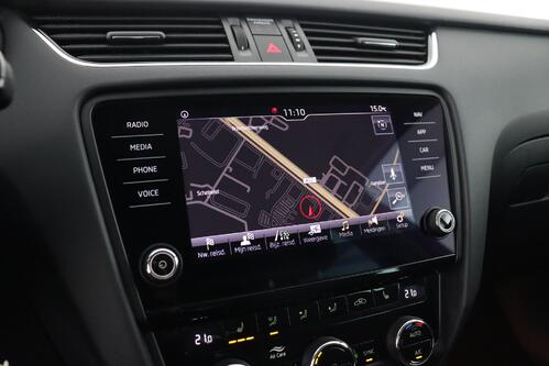 SKODA Octavia COMBI AMBITION 1.0TSI GREENTEC + GPS + CARPLAY + PDC + CRUISE(ACC) + ALU