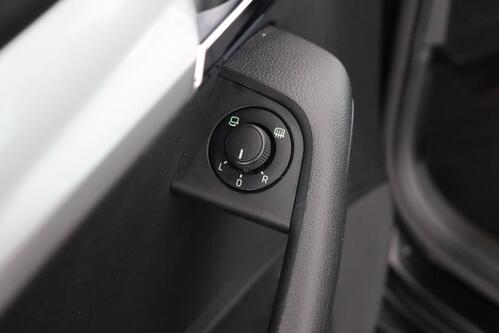 SKODA Octavia COMBI AMBITION 1.0TSI GREENTEC + GPS + CARPLAY + PDC + CRUISE(ACC) + ALU