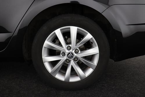 SKODA Octavia COMBI AMBITION 1.0TSI GREENTEC + GPS + CARPLAY + PDC + CRUISE(ACC) + ALU