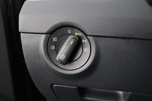 SKODA Octavia COMBI AMBITION 1.0TSI GREENTEC + GPS + CARPLAY + PDC + CRUISE(ACC) + ALU