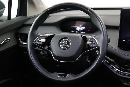 SKODA Enyaq iV 80 82 kWh + A/T + GPS + LEDER + CARPLAY + CAMERA + PDC + PANO DAK + CRUISE(ACC) + ALU