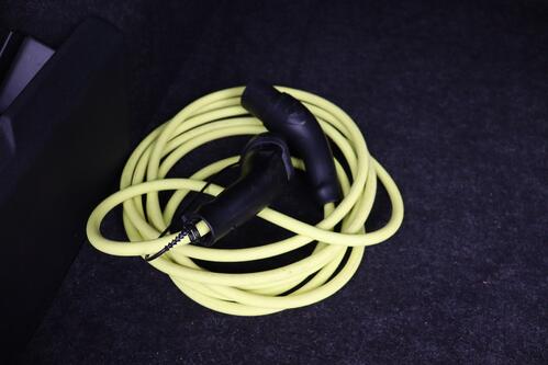 SKODA Enyaq iV 80 82 kWh + A/T + GPS + LEDER + CARPLAY + CAMERA + PDC + PANO DAK + CRUISE(ACC) + ALU