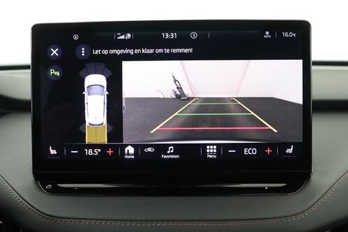 SKODA Enyaq iV 80 82 kWh + A/T + GPS + LEDER + CARPLAY + CAMERA + PDC + PANO DAK + CRUISE(ACC) + ALU