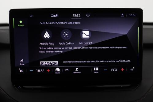 SKODA Enyaq iV 80 82 kWh + A/T + GPS + LEDER + CARPLAY + CAMERA + PDC + PANO DAK + CRUISE(ACC) + ALU