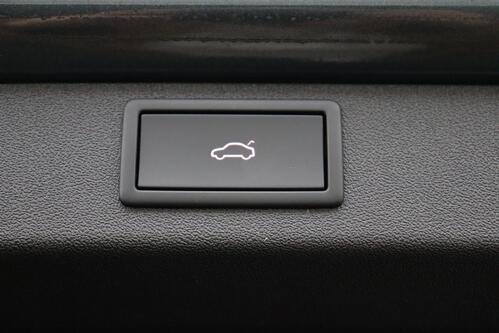 SKODA Enyaq iV 80 82 kWh + A/T + GPS + LEDER + CARPLAY + CAMERA + PDC + PANO DAK + CRUISE(ACC) + ALU