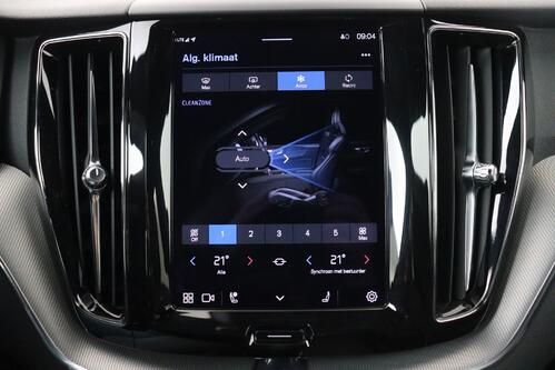 VOLVO XC60 2.0 B4 R-DESIGN  GEARTRONIC + GPS + HALF/ LEDER + CAMERA + PDC + CRUISE + ALU + TREKHAAK 