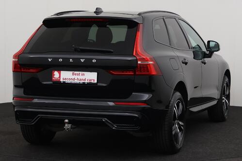 VOLVO XC60 2.0 B4 R-DESIGN  GEARTRONIC + GPS + HALF/ LEDER + CAMERA + PDC + CRUISE + ALU + TREKHAAK 