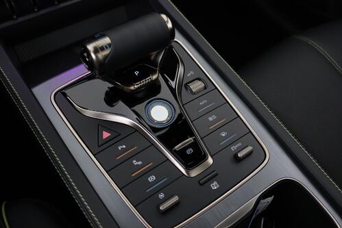 BYD ATTO 3 DESIGN 60.5 kWh + A/T + LEDER + CARPLAY + CAMERA + PDC + CRUISE(ACC) + ALU 18