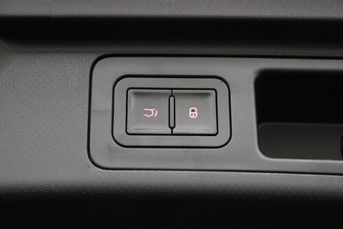 BYD ATTO 3 DESIGN + A/T + CARPLAY + LEDER + CAMERA + PDC + PANO DAK + CRUISE(ACC) + ALU 18