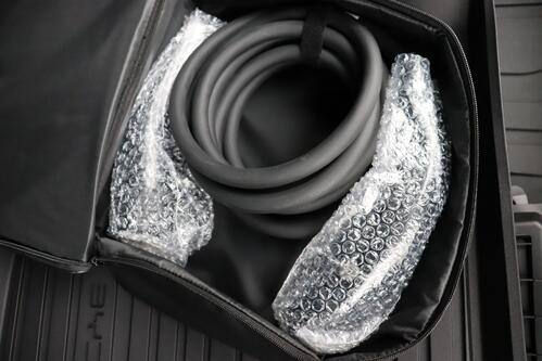 BYD ATTO 3 DESIGN + A/T + CARPLAY + LEDER + CAMERA + PDC + CRUISE(ACC) + PANO DAK + ALU 18