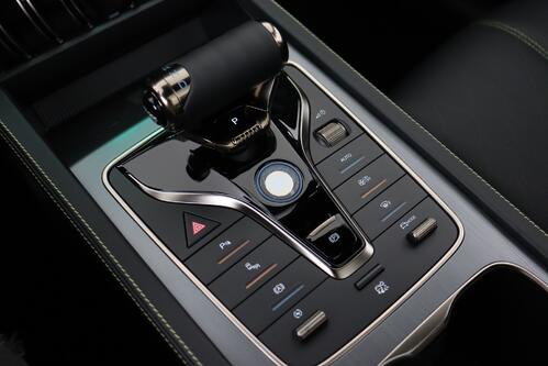 BYD ATTO 3 DESIGN + A/T + CARPLAY + LEDER + CAMERA + PDC + CRUISE(ACC) + PANO DAK + ALU 18