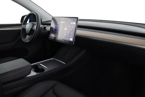 TESLA Model Y LONG RANGE DUAL MOTOR AWD 78.8 kWh + A/T + GPS + LEDER + CAMERA + PANO DAK + CRUISE + ALU 19