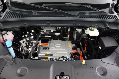 BYD ATTO 2 ACTIVE + A/T + CARPLAY + CAMERA + CRUISE + PANO + LEDER + ALU