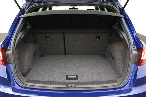 SEAT Arona FR 1.0 TFSI DSG + CARPLAY + PDC + CRUISE(ACC) + ALU 18