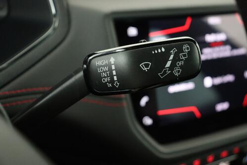 SEAT Arona FR 1.0 TFSI DSG + CARPLAY + PDC + CRUISE(ACC) + ALU 18