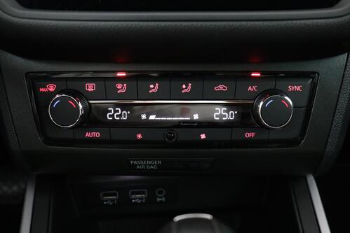 SEAT Arona FR 1.0 TFSI DSG + CARPLAY + PDC + CRUISE(ACC) + ALU 18