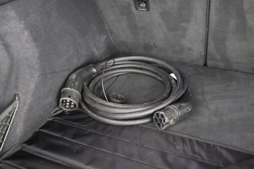 AUDI e-tron 55 QUATTRO S-LINE 95 kWh + A/T + GPS + LEDER + CARPLAY + CAMERA + PDC + CRUISE(ACC) + ALU 20 + TREKHAAK 