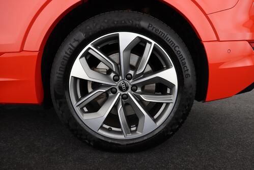 AUDI e-tron 55 QUATTRO S-LINE 95 kWh + A/T + GPS + LEDER + CARPLAY + CAMERA + PDC + CRUISE(ACC) + ALU 20 + TREKHAAK 