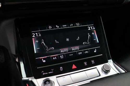 AUDI e-tron 55 QUATTRO S-LINE 95 kWh + A/T + GPS + LEDER + CARPLAY + CAMERA + PDC + CRUISE(ACC) + ALU 20 + TREKHAAK 