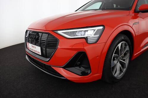AUDI e-tron 55 QUATTRO S-LINE 95 kWh + A/T + GPS + LEDER + CARPLAY + CAMERA + PDC + CRUISE(ACC) + ALU 20 + TREKHAAK 
