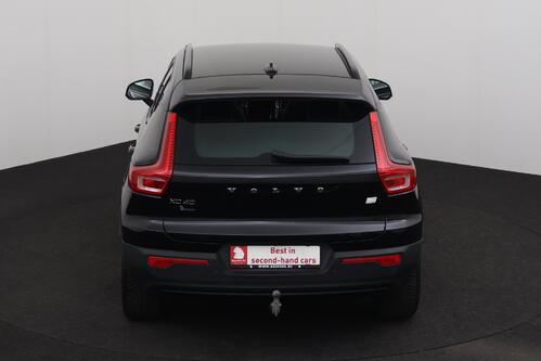 VOLVO XC40 P8 R-DESIGN RECHARGE AWD 78 kWh + CARPLAY + GPS + PDC + CRUISE (ACC) + HALF-LEDER + ALU 20