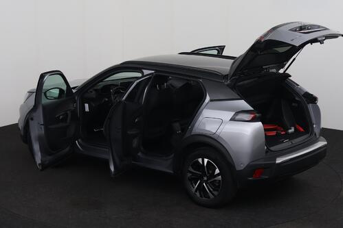 PEUGEOT 2008 e GT 50 kWh + A/T + GPS + CARPLAY + HALF/LEDER + CAMERA + PDC + CRUISE + ALU 17