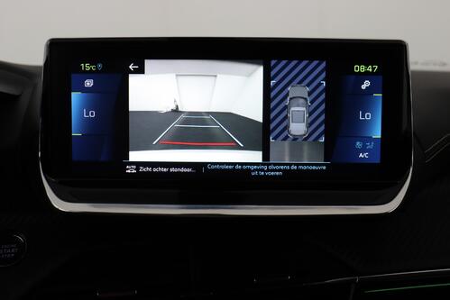 PEUGEOT 2008 e GT 50 kWh + A/T + GPS + CARPLAY + HALF/LEDER + CAMERA + PDC + CRUISE + ALU 17