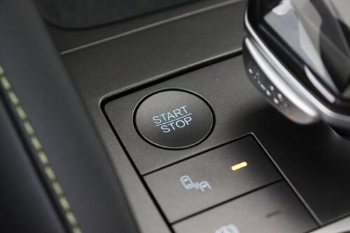 BYD ATTO 2 ACTIVE + A/T + CARPLAY + LEDER + CAMERA + PANO DAK + CRUISE(ACC) + ALU 