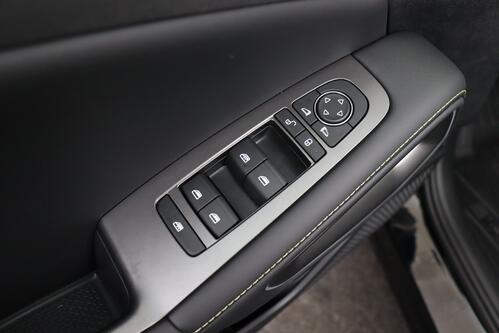 BYD ATTO 2 ACTIVE + A/T + CARPLAY + LEDER + CAMERA + PANO DAK + CRUISE(ACC) + ALU 