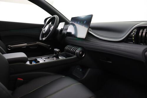 BYD ATTO 3 DESIGN 60.5 KwH + CARPLAY + CAMERA + PDC + CRUISE + PANO + LEDER + ALU 