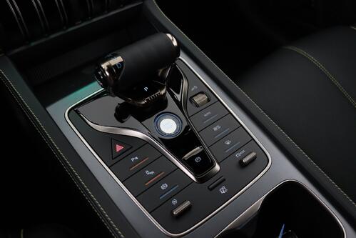 BYD ATTO 3 DESIGN 60.5 KwH + CARPLAY + CAMERA + PDC + CRUISE + PANO + LEDER + ALU 