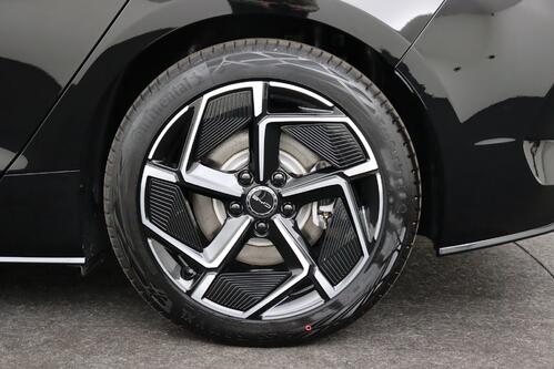 BYD Seal EXCELLENCE AWD + A/T + CARPLAY + LEDER + CAMERA + PANO DAK + PDC + CRUISE(ACC) + ALU 