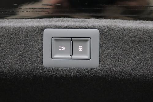 BYD Seal EXCELLENCE AWD + A/T + CARPLAY + LEDER + CAMERA + PANO DAK + PDC + CRUISE(ACC) + ALU 