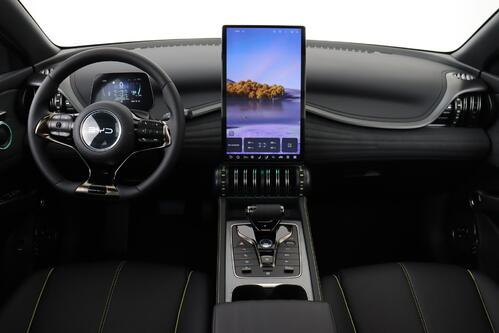 BYD ATTO 3 DESIGN 60.5 KwH + A/T + CARPLAY + LEDER + CAMERA + PDC + CRUISE(ACC) + PANO DAK + ALU 18