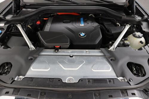 BMW X3 xDRIVE 30e iA PHEV + GPS + LEDER + CARPLAY + CAMERA + PDC + CRUISE + PANO DAK + ALU 