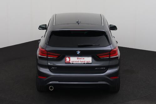 BMW X1 xDRIVE25e iA  PHEV COMBINEERT 220PK + GPS + CAMERA + PDC + CRUISE + ALU 18