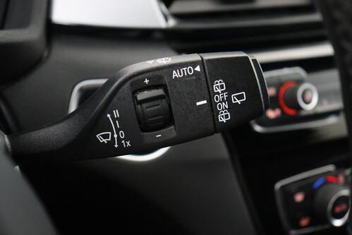 BMW X1 xDRIVE25e iA  PHEV COMBINEERT 220PK + GPS + CAMERA + PDC + CRUISE + ALU 18