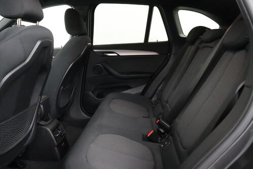 BMW X1 xDRIVE25e iA  PHEV COMBINEERT 220PK + GPS + CAMERA + PDC + CRUISE + ALU 18