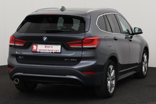 BMW X1 xDRIVE25e iA  PHEV COMBINEERT 220PK + GPS + CAMERA + PDC + CRUISE + ALU 18