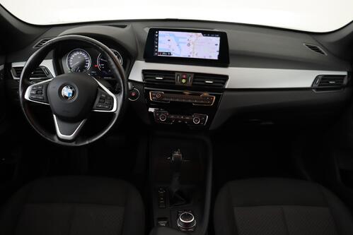BMW X1 xDRIVE25e iA  PHEV COMBINEERT 220PK + GPS + CAMERA + PDC + CRUISE + ALU 18
