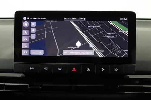 MG MG4 LUXURY  64 kWh + A/T + GPS + CAMERA + PDC  