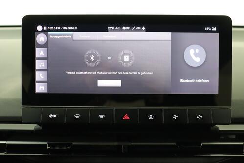 MG MG4 LUXURY  64 kWh + A/T + GPS + CAMERA + PDC  