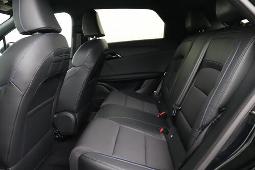 MG MG4 LUXURY  64 kWh + A/T + GPS + CAMERA + PDC  