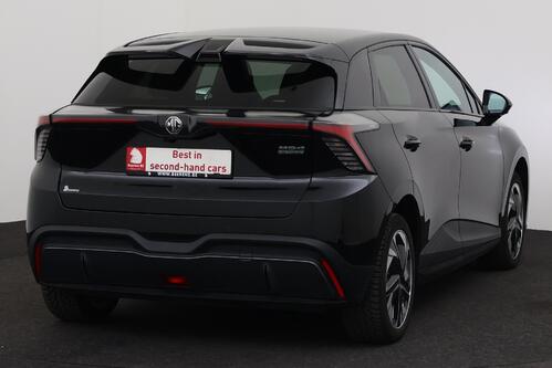 MG MG4 LUXURY  64 kWh + A/T + GPS + CAMERA + PDC  