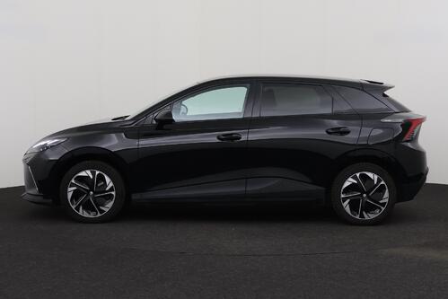 MG MG4 LUXURY  64 kWh + A/T + GPS + CAMERA + PDC  