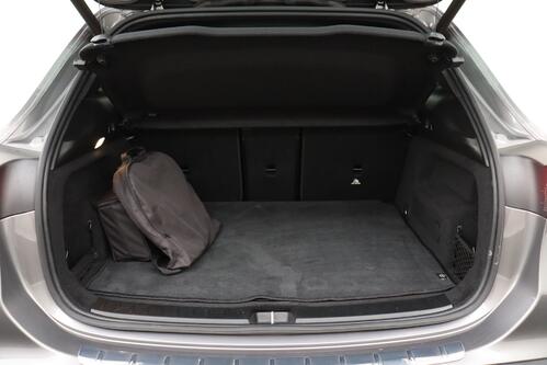 MERCEDES-BENZ EQA 250 LUXURY BUSINESS SOLUTION 66 kWh + A/T + GPS + LEDER + CAMERA + PDC + CRUISE + ALU