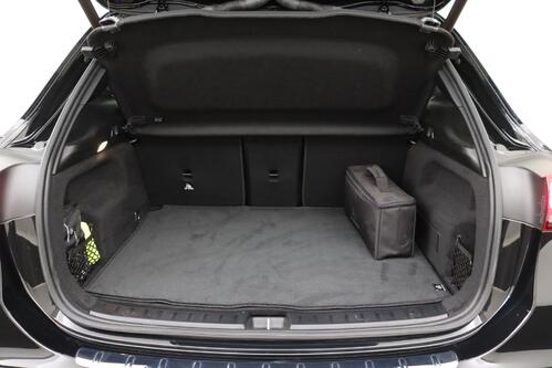 MERCEDES-BENZ EQA 250 LUXURY BUSINESS SOLUTION 66kWh + A/T + GPS + LEDER + CAMERA + PDC + CRUISE (ACC) + PANO DAK + ALU + TREKHAAK 