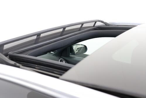 MERCEDES-BENZ EQA 250 LUXURY BUSINESS SOLUTION 66kWh + A/T + GPS + LEDER + CAMERA + PDC + CRUISE (ACC) + PANO DAK + ALU + TREKHAAK 