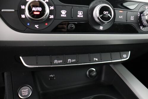 AUDI A4 30 BUS.EDITION 2.0TDI S-TRONIC + GPS + CARPLAY + PDC + ALU 16