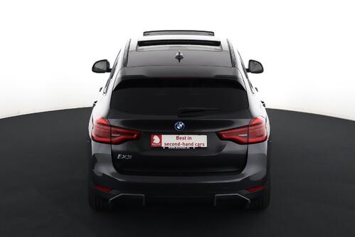 BMW iX3 80kWh + A/T + GPS + LEDER + CARPLAY + CAMERA + PDC + CRUISE (ACC) + PANO DAK + ALU 